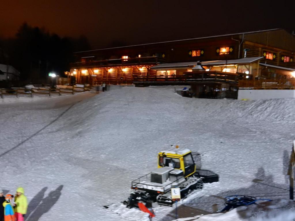 Sport-Hotel Sibenicni Vrch Mnichovice Zewnętrze zdjęcie