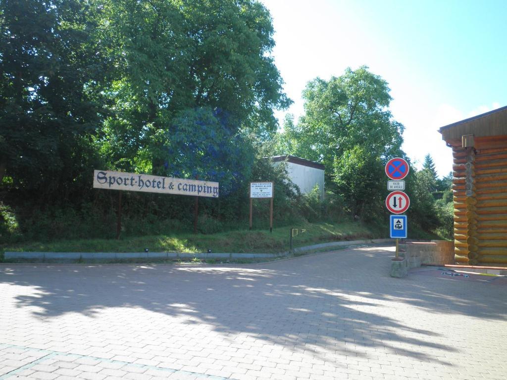 Sport-Hotel Sibenicni Vrch Mnichovice Zewnętrze zdjęcie