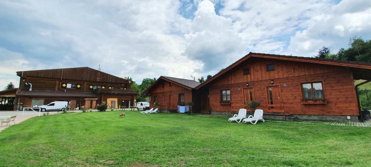 Sport-Hotel Sibenicni Vrch Mnichovice Zewnętrze zdjęcie